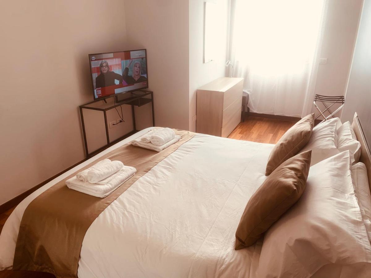 Berga Exclusive Suite 3 บารี ภายนอก รูปภาพ